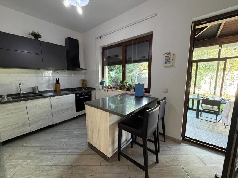 Tunari Casa individuala 4 camere -strada Ceair