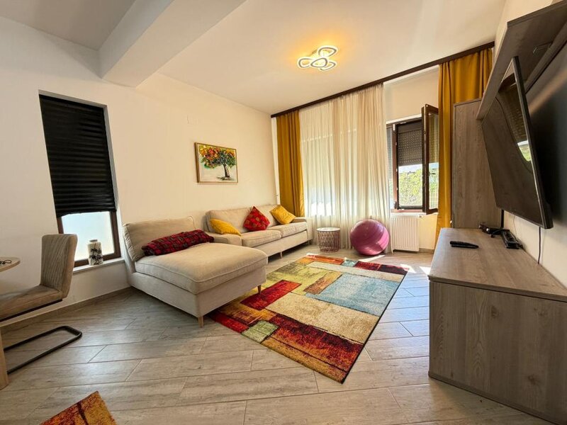 Tunari Casa individuala 4 camere -strada Ceair